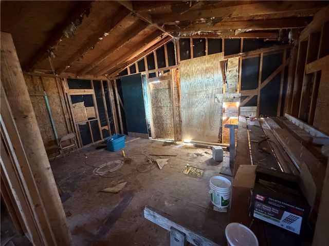 2821 Nogales St, Corpus Christi, TX 78405