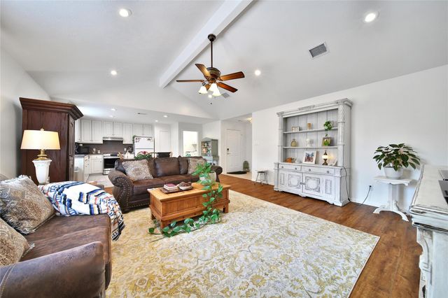 16389 Sun View Lane, Conroe, TX 77302