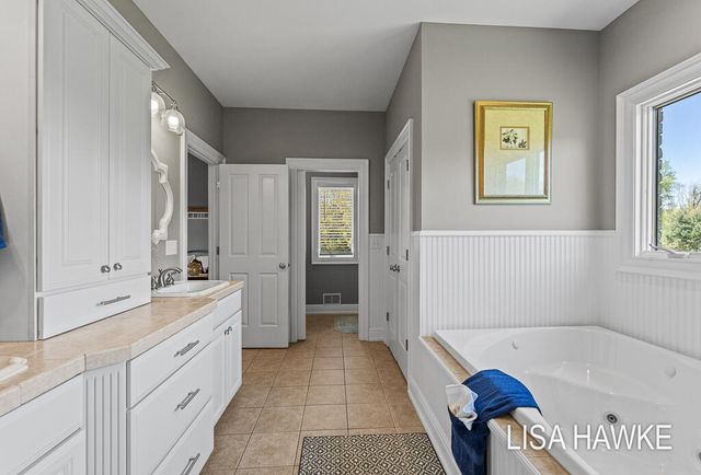 10365 Cleveland Street, Nunica, MI 49448