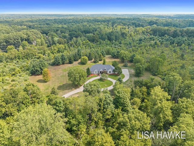 10365 Cleveland Street, Nunica, MI 49448