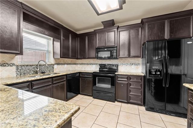 6438 Hardwick Dr, Corpus Christi, TX 78412