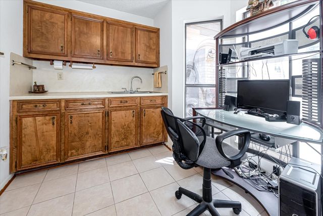 7715 Shadow Lane, Conroe, TX 77304