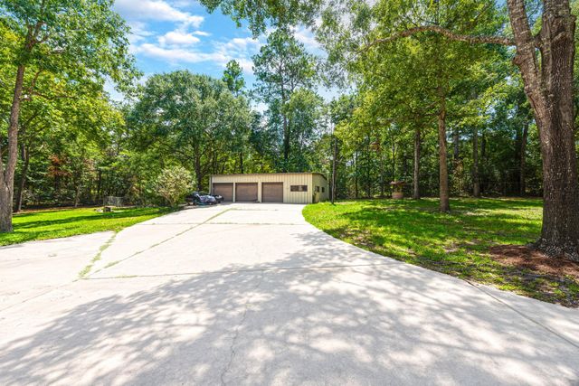 7715 Shadow Lane, Conroe, TX 77304