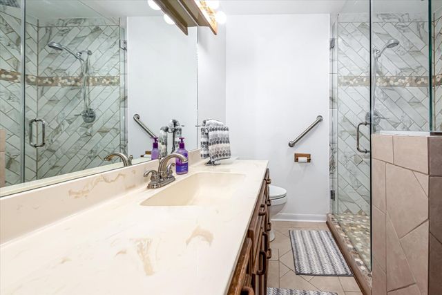 7715 Shadow Lane, Conroe, TX 77304