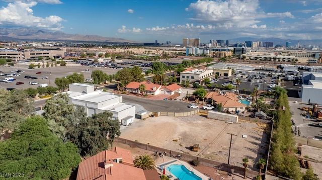 La Cienega, Las Vegas, NV 89119