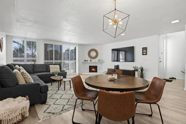 2419 La Costa Avenue A, Carlsbad, CA 92009