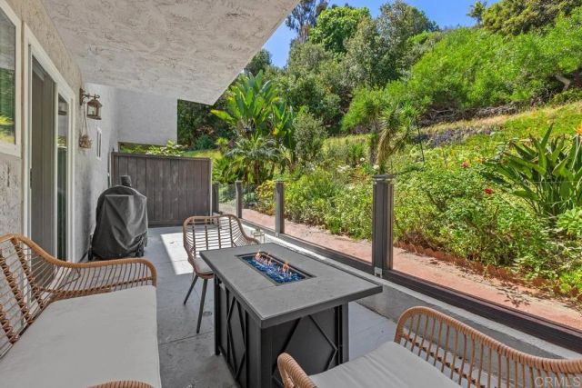 2419 La Costa Avenue A, Carlsbad, CA 92009
