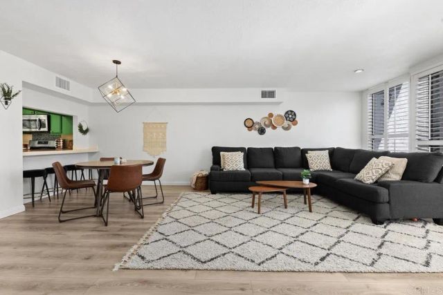2419 La Costa Avenue A, Carlsbad, CA 92009