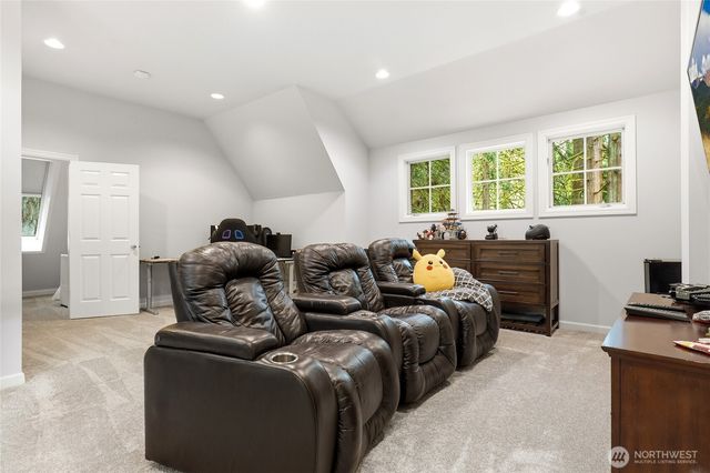 29213 SE 5th Street, Fall City, WA 98024