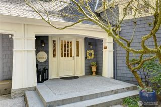 29213 SE 5th Street, Fall City, WA 98024