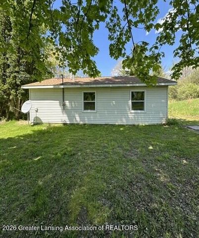 4250 Mud Lake Road, Bellevue, MI 49021
