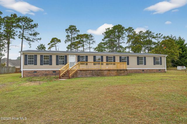 108 Gold Coast Drive, Hampstead, NC 28443