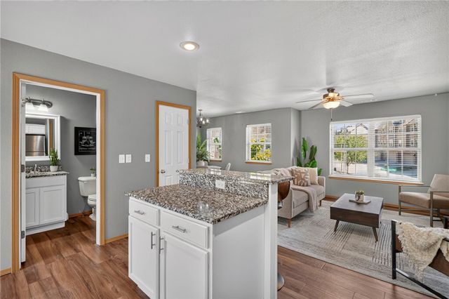 2767 W Cottonwillow Way, Fayetteville, AR 72704