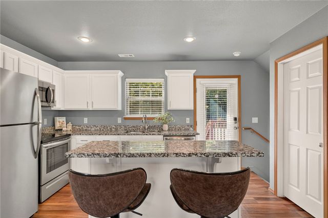 2767 W Cottonwillow Way, Fayetteville, AR 72704