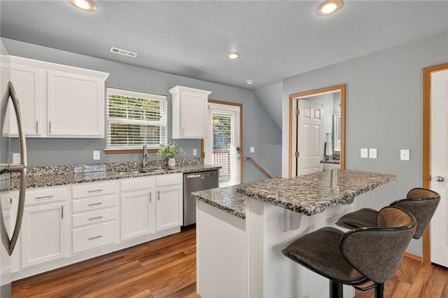 2767 W Cottonwillow Way, Fayetteville, AR 72704