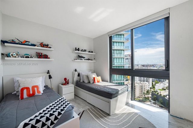 650 NE 32nd St 2101, Miami, FL 33137