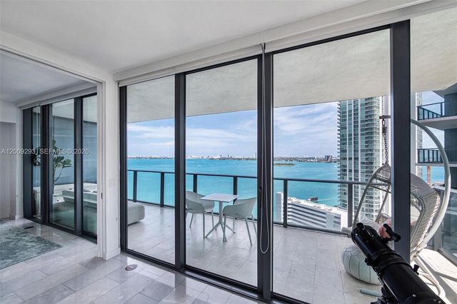650 NE 32nd St 2101, Miami, FL 33137