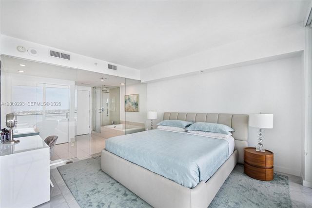 650 NE 32nd St 2101, Miami, FL 33137