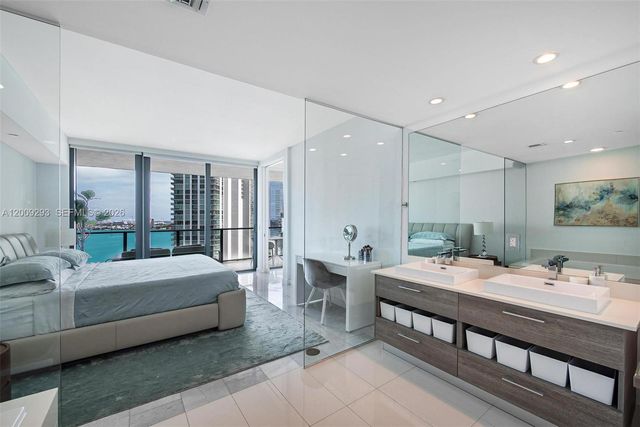 650 NE 32nd St 2101, Miami, FL 33137