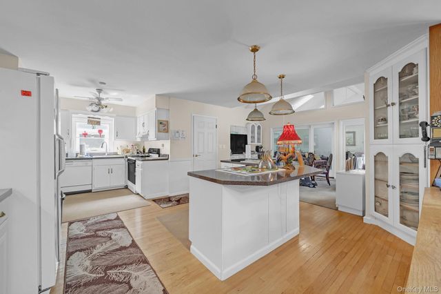 20 Old Route 25A, Northport, NY 11768