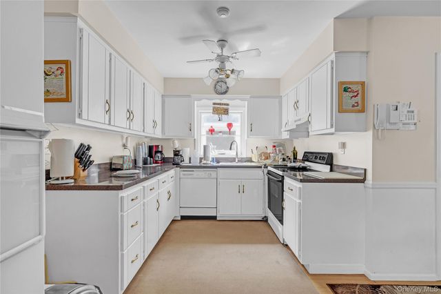 20 Old Route 25A, Northport, NY 11768