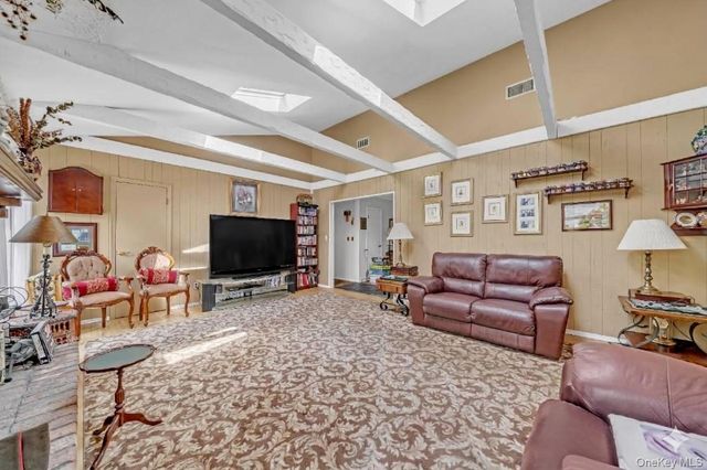 20 Old Route 25A, Northport, NY 11768