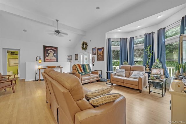 20 Old Route 25A, Northport, NY 11768