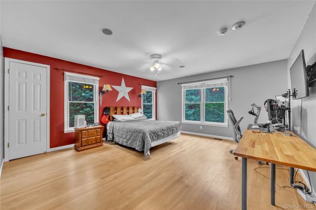 20 Old Route 25A, Northport, NY 11768