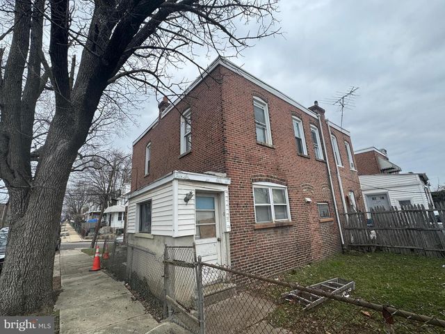 231 HAMILTON AVE, Darby, PA 19023