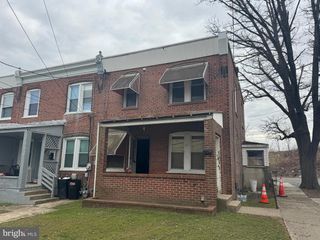 231 HAMILTON AVE, Darby, PA 19023