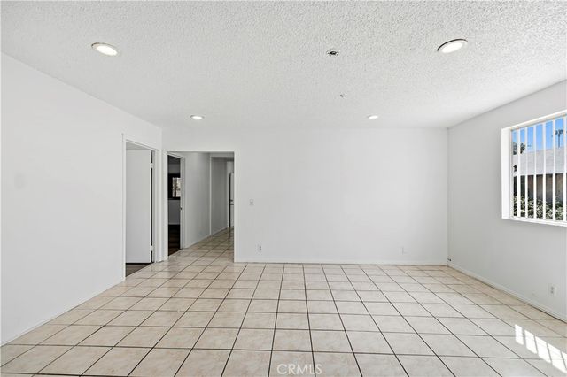 12040 Clora, El Monte, CA 91732