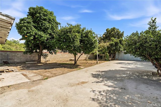 12040 Clora, El Monte, CA 91732