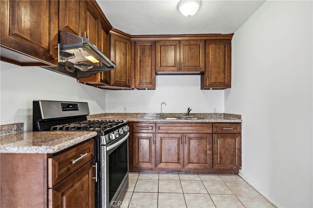 12040 Clora, El Monte, CA 91732