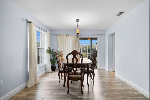 7447 NW 25th Street, Margate, FL 33063