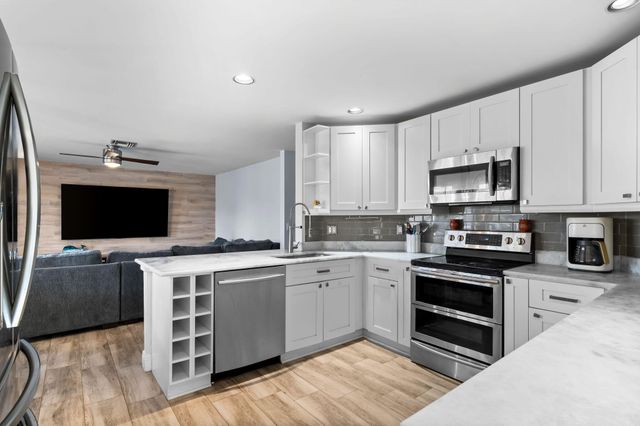 7447 NW 25th Street, Margate, FL 33063