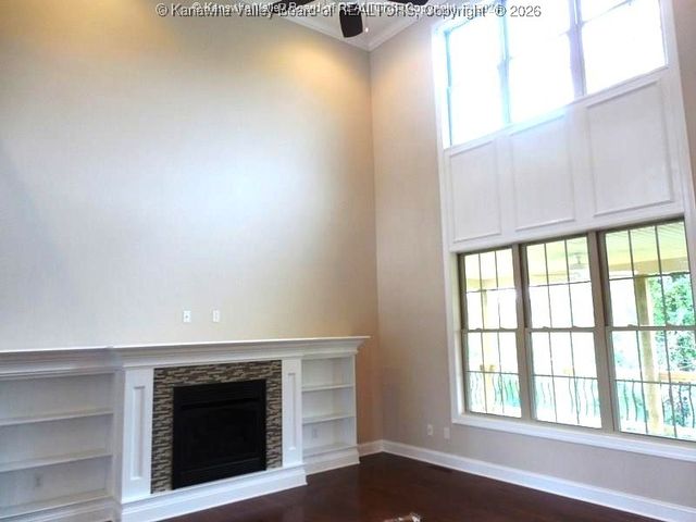 110 Patriot Way, Charleston, WV 25314