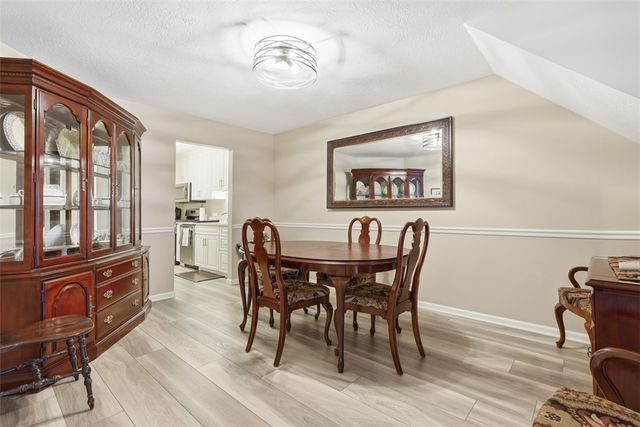 135 Linden Ct, Seven Fields Boro, PA 16046