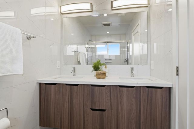 2514 Parkland Court, Santa Clara, CA 95051