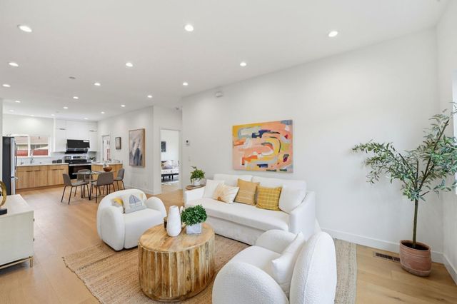 2514 Parkland Court, Santa Clara, CA 95051