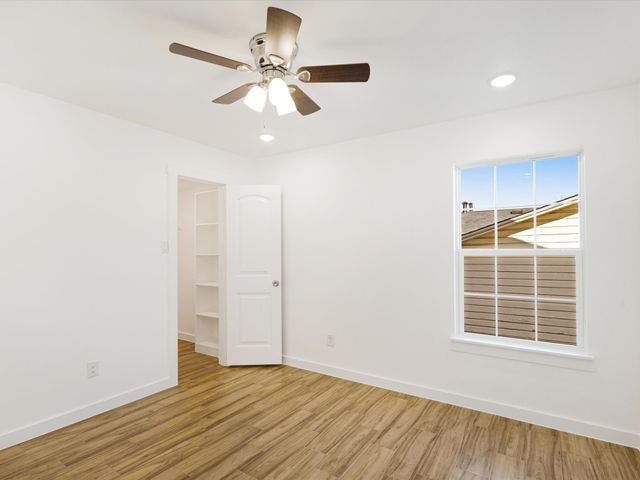 7245 Van Natta Lane, Fort Worth, TX 76112