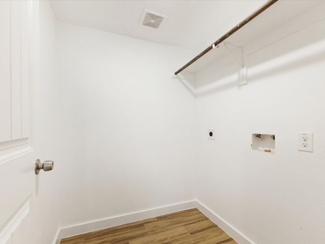 7245 Van Natta Lane, Fort Worth, TX 76112