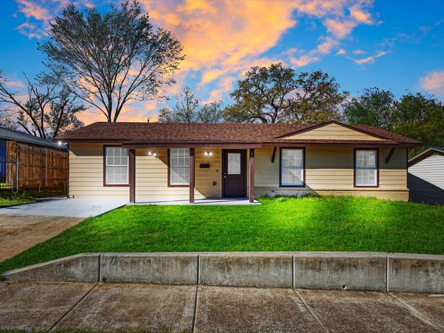 7245 Van Natta Lane, Fort Worth, TX 76112