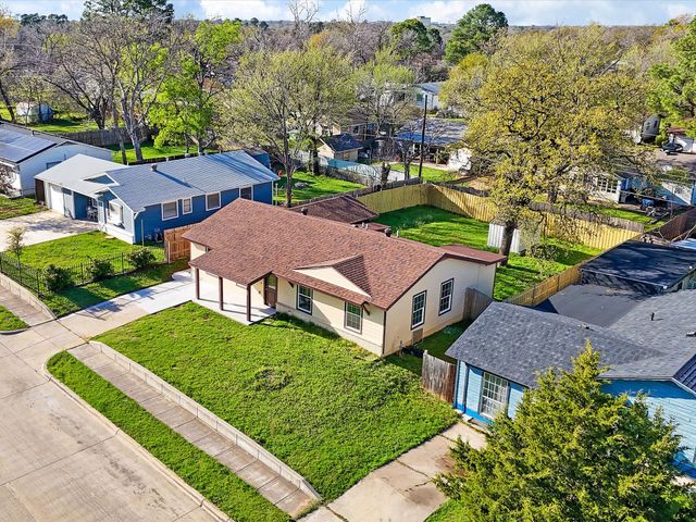 7245 Van Natta Lane, Fort Worth, TX 76112