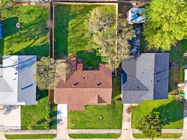 7245 Van Natta Lane, Fort Worth, TX 76112