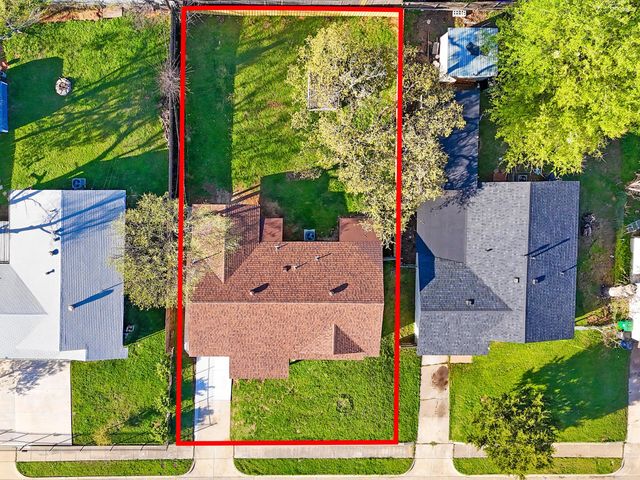 7245 Van Natta Lane, Fort Worth, TX 76112