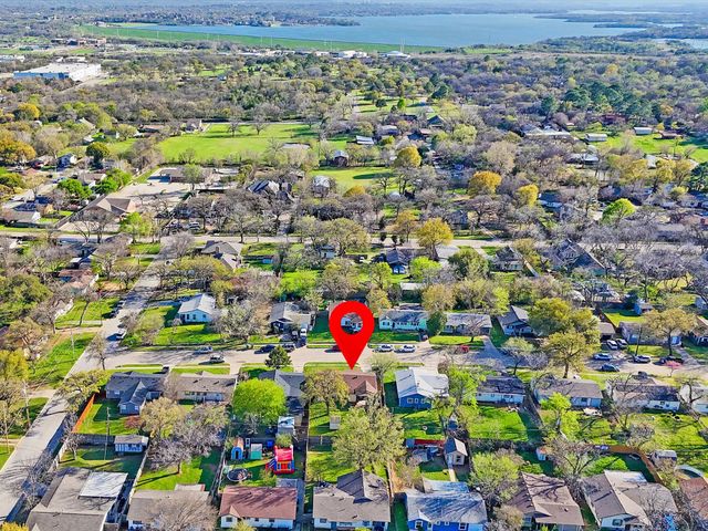 7245 Van Natta Lane, Fort Worth, TX 76112