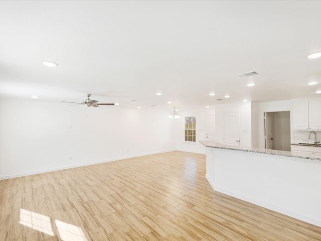 7245 Van Natta Lane, Fort Worth, TX 76112