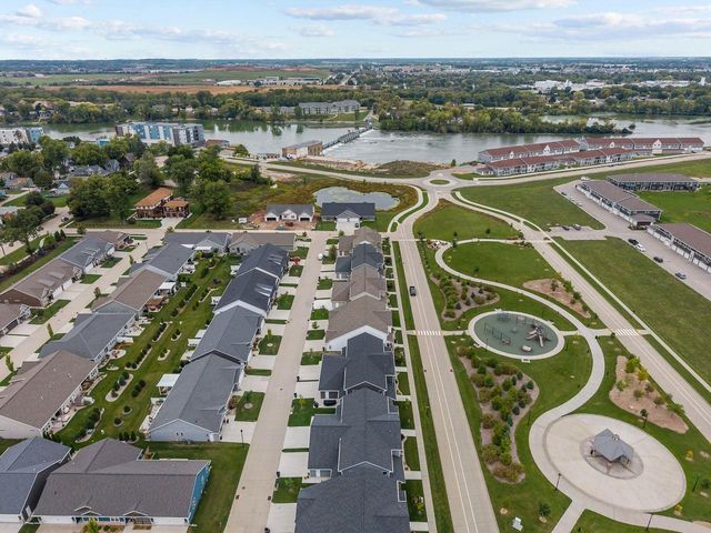 211 RED CEDAR PARKWAY, Kimberly, WI 54136