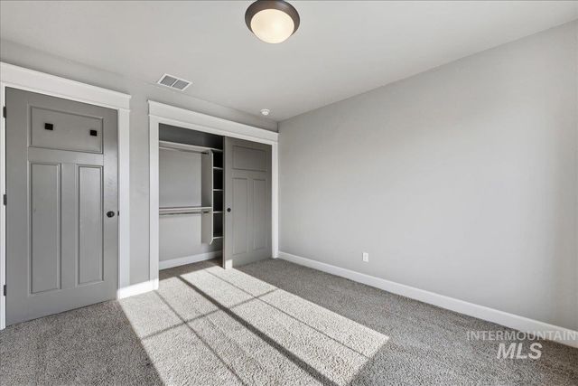 432 W Broderick, Meridian, ID 83646