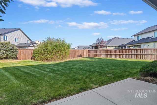 432 W Broderick, Meridian, ID 83646